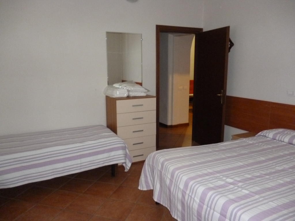 27 Aprile Hotel Firenze Szoba fotó
